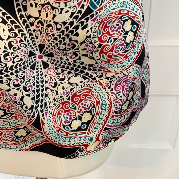 Limited Top - Picture 4 of 5